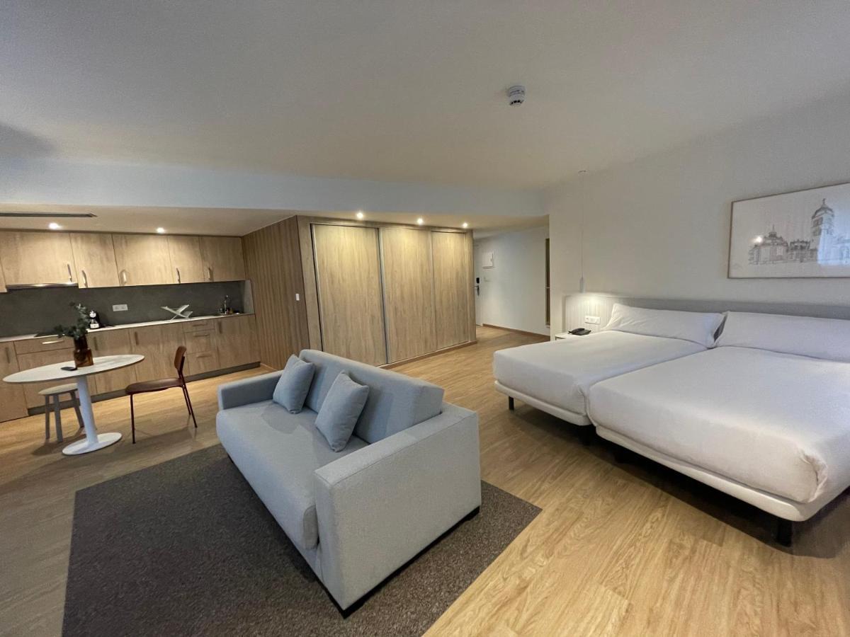 Apartamentos Forum Ceao Lugo Esterno foto
