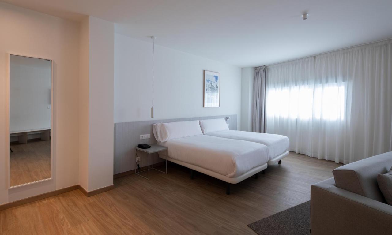 Apartamentos Forum Ceao Lugo Esterno foto