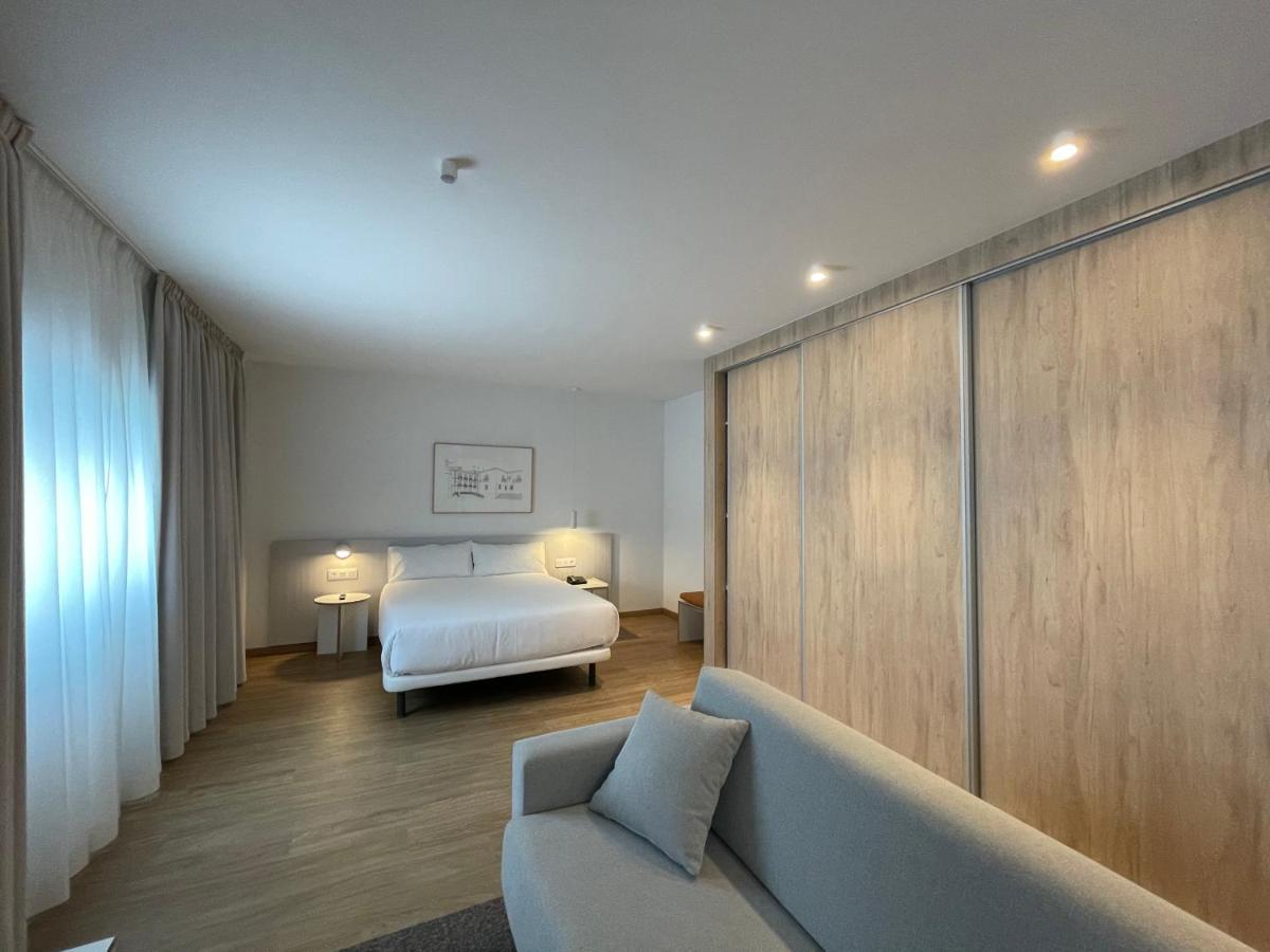 Apartamentos Forum Ceao Lugo Esterno foto