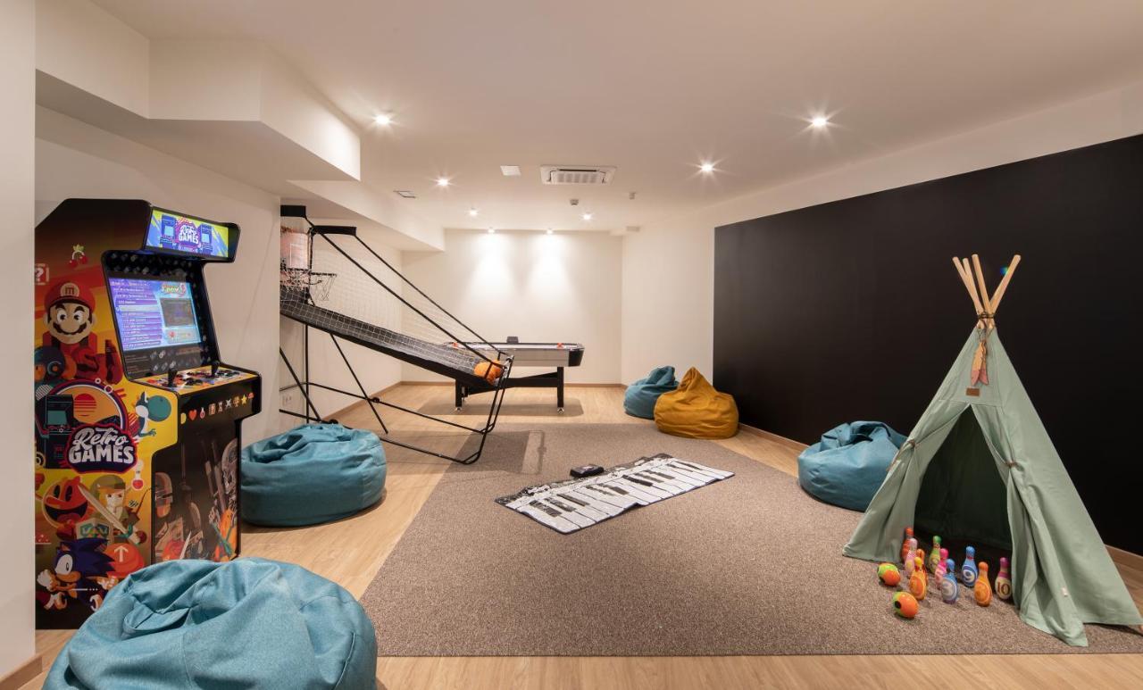 Apartamentos Forum Ceao Lugo Esterno foto
